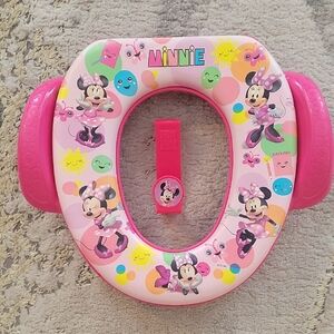 Disney Minnie Mouse Pink Training Seat with Handles